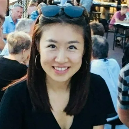 Zoie Li's headshot