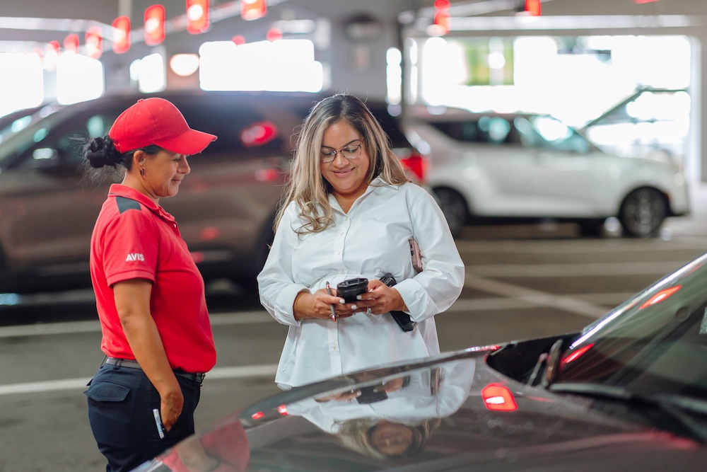 Two woman are discussing with each other