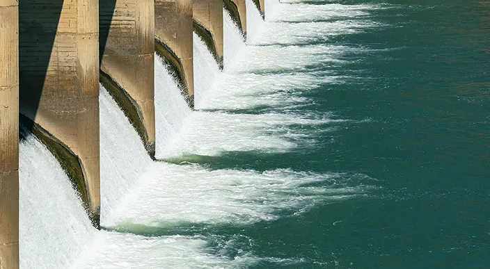 Power grid infrastructure and sustainable energy technology